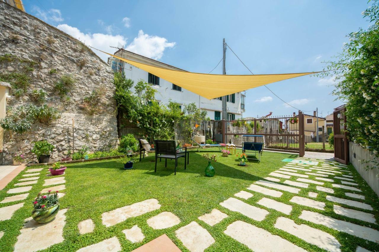 Casa Vacanza Sole ตรามอนติ ภายนอก รูปภาพ